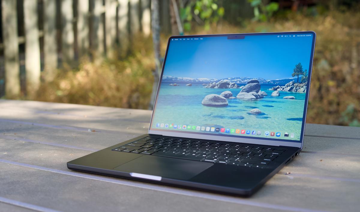 Apple MacBook Pro M5 14-इंच समीक्षा: क्रिएटर्स और गेमर्स के लिए एक विशाल ग्राफ़िक्स अपग्रेड

