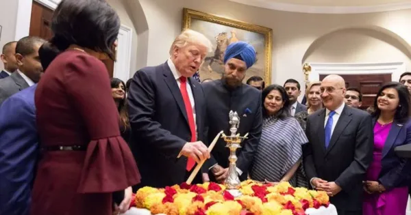 ट्रंप ने व्हाइट हाउस में मनाई दिवाली, पीएम मोदी को बताया महान इंसान, पूछा बातचीत में क्या बात हुई?

