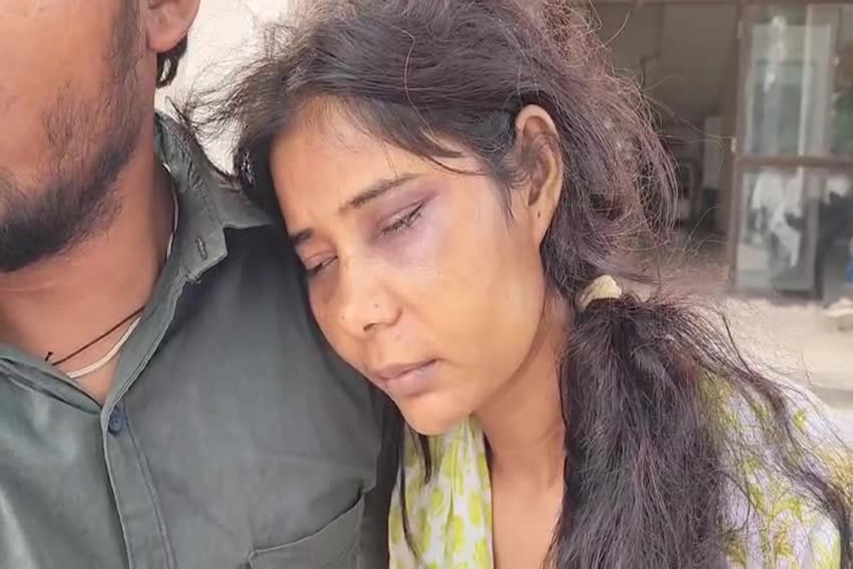 Rewa News: पत्नी को कमरे में बंद कर पुलिसकर्मी ने किया ऐसा काम, पार की क्रूरता की हदें, FIR दर्ज

