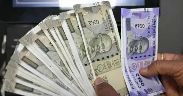 बरेली: बुजुर्ग का मोबाइल खो गया, ठगों ने खाते से उड़ाए 4.5 लाख रुपये

