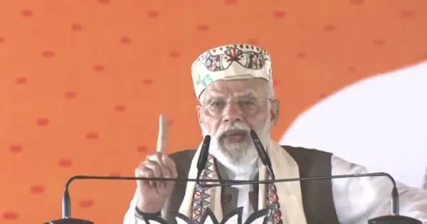 इंडिया गठबंधन ने घोटालेबाजों को बनाया उम्मीदवार...समस्तीपुर में गरजे पीएम मोदी, लालू परिवार पर भी साधा निशाना

