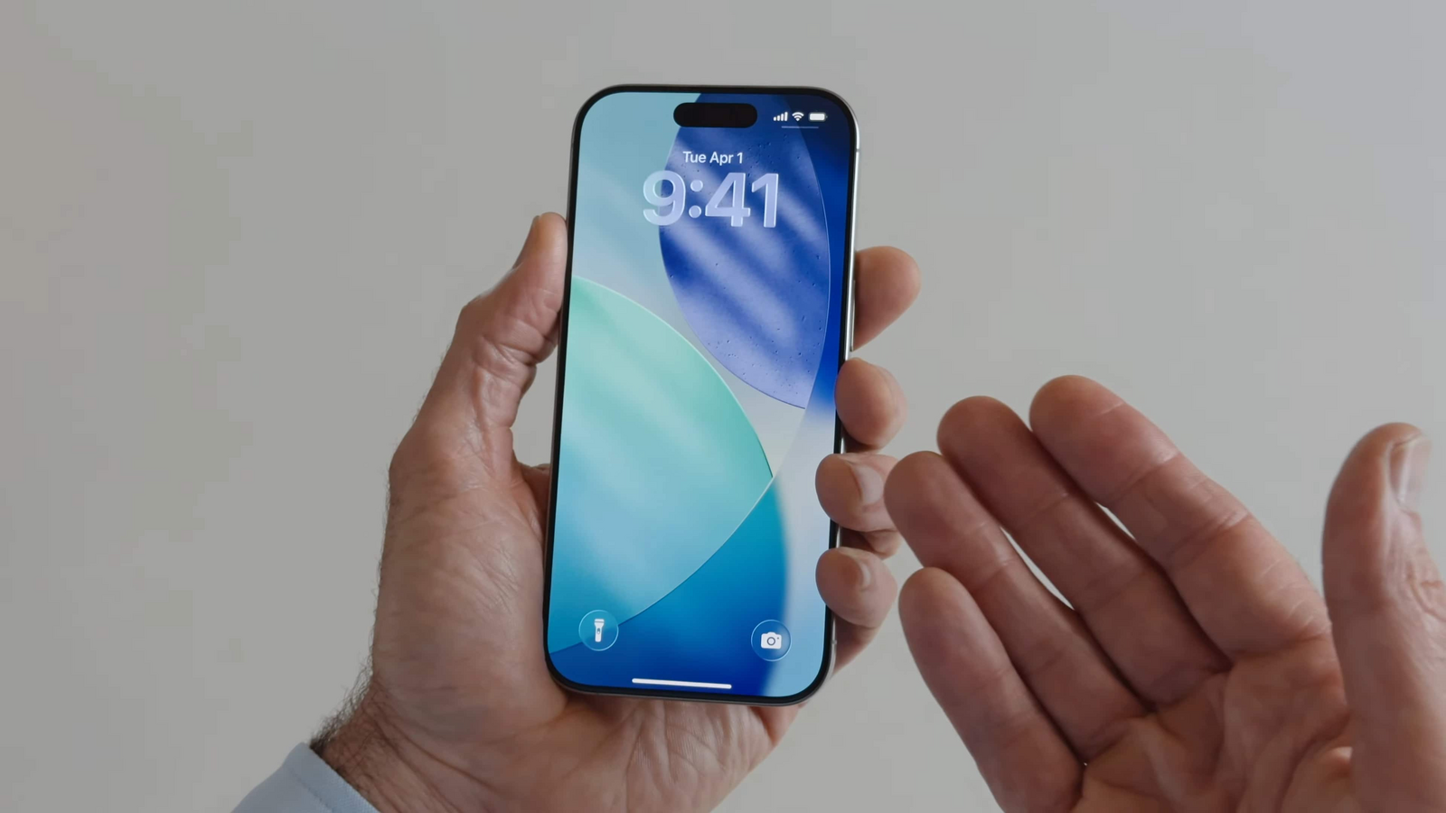 iOS 26's new Liquid Glass design has faced backlash from Apple users
