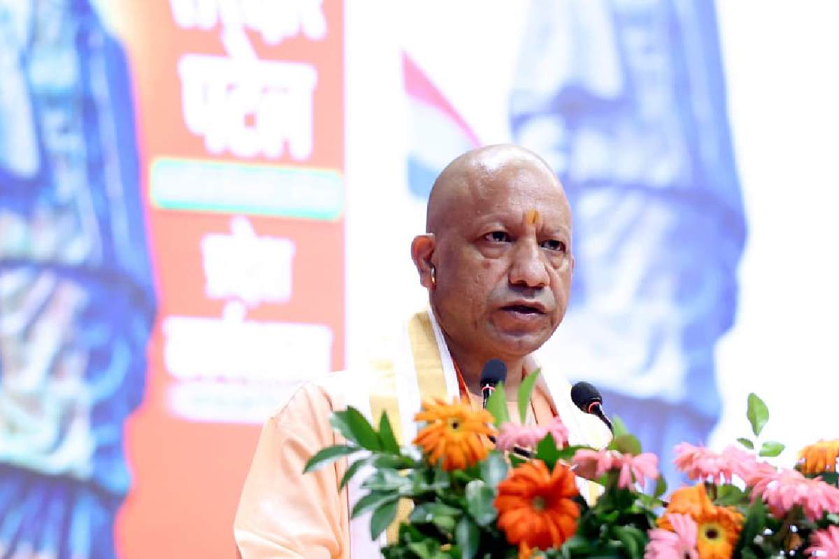 UP News: योगी आदित्यनाथ ने कहा, विपक्ष का एजेंडा 'फूट डालो और राज करो' है

