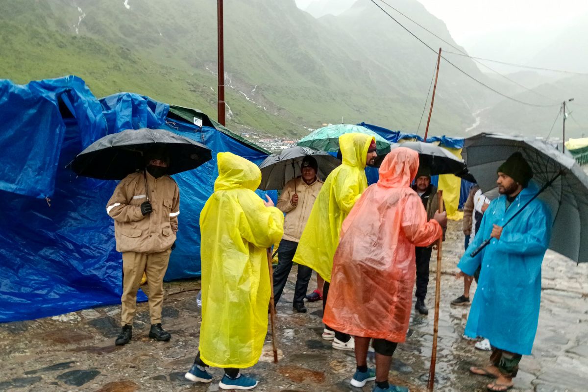 चक्रवात अलर्ट: उत्तर-पूर्वी मानसून का कहर, तमिलनाडु के कई हिस्सों में भारी बारिश

