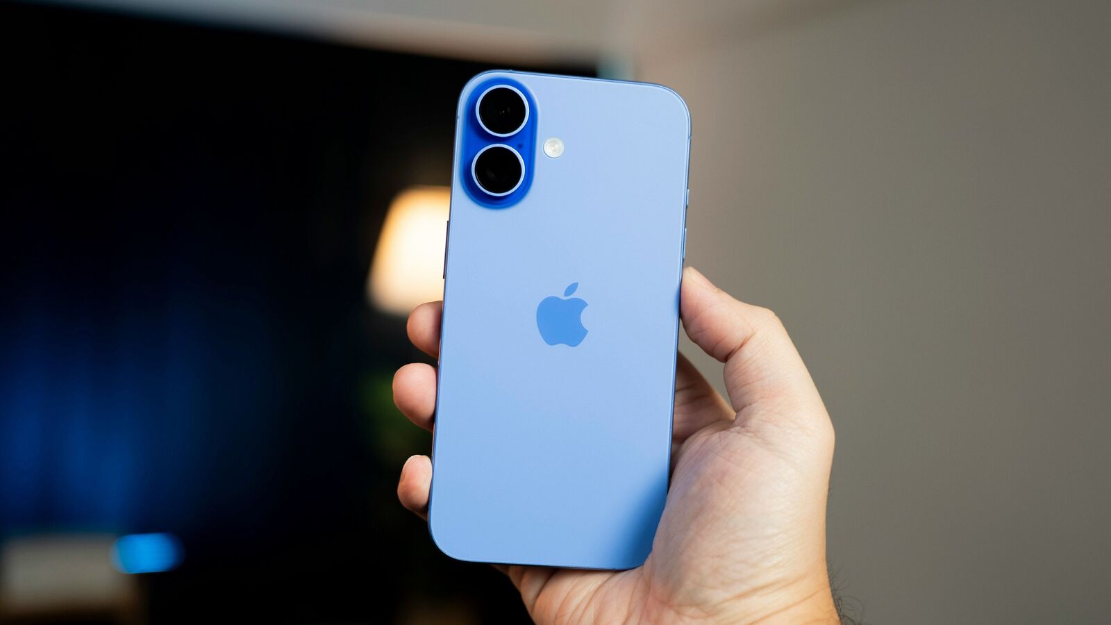 Diwali 2025: iPhone 16 could be available for an effective price of under  <span class='webrupee'>₹</span>40,000