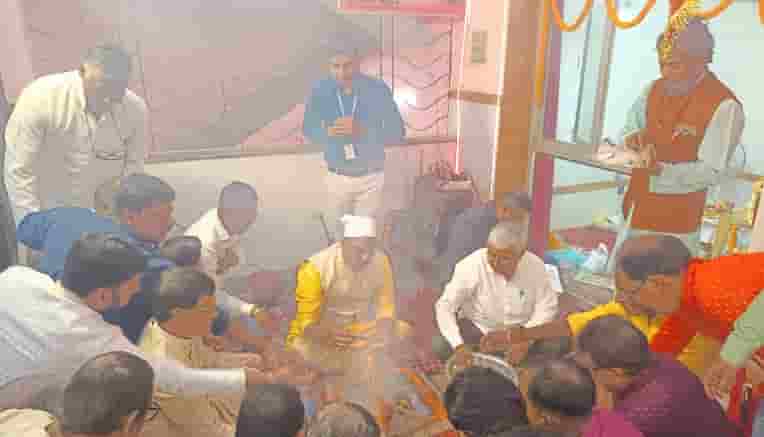 ब्रह्मा के अंश से उत्पन्न और संसार के कर्मों का लेखा-जोखा रखने वाले चित्रगुप्त की पूजा धूमधाम से संपन्न हुई।

