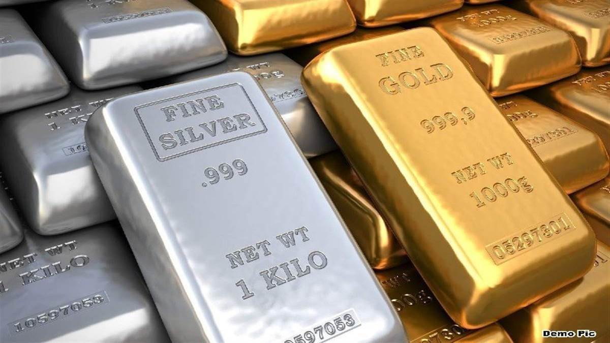 सोने की कीमतें: सोने के रेट में 6 हजार रुपये और चांदी के रेट में 9 हजार रुपये की कमी, अंतरराष्ट्रीय बाजार में दिख रहा गिरावट का असर

